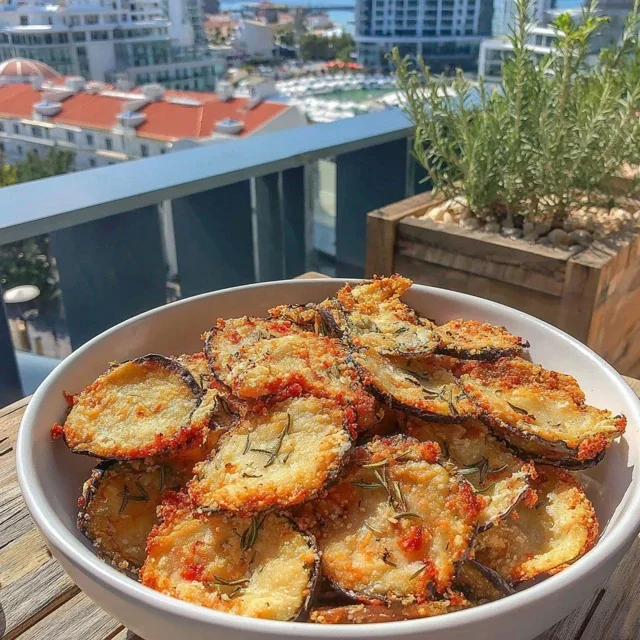 Chips di Melanzane al Forno — Snack Croccante