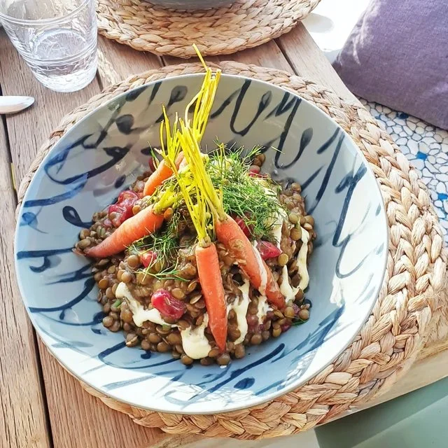 Insalata di Lenticchie Verdi con Carote Novelle e Cumino, Ricetta Gustosa e Nutriente