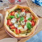 Ricetta di Tarte Soleil al Pesto e Mozzarella, Un Antipasto Strepitoso