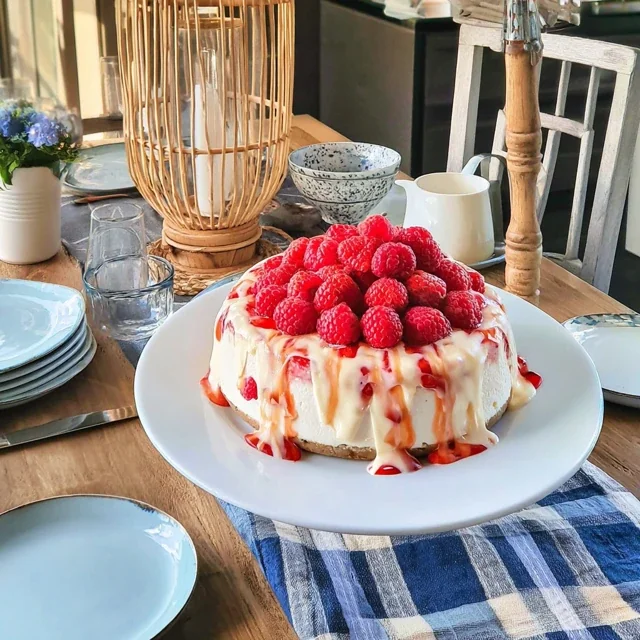 Cheesecake ai Lamponi Deliziosamente Facile Senza Cottura