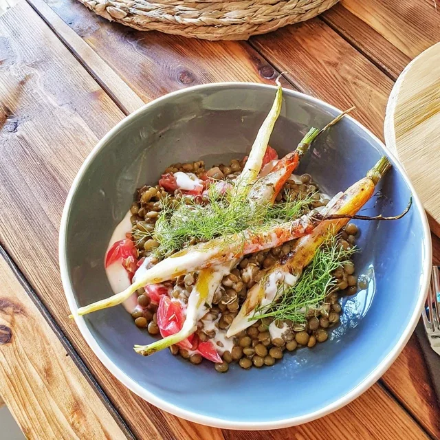 Insalata di Lenticchie Verdi con Carote Novelle e Cumino, Ricetta Gustosa e Nutriente