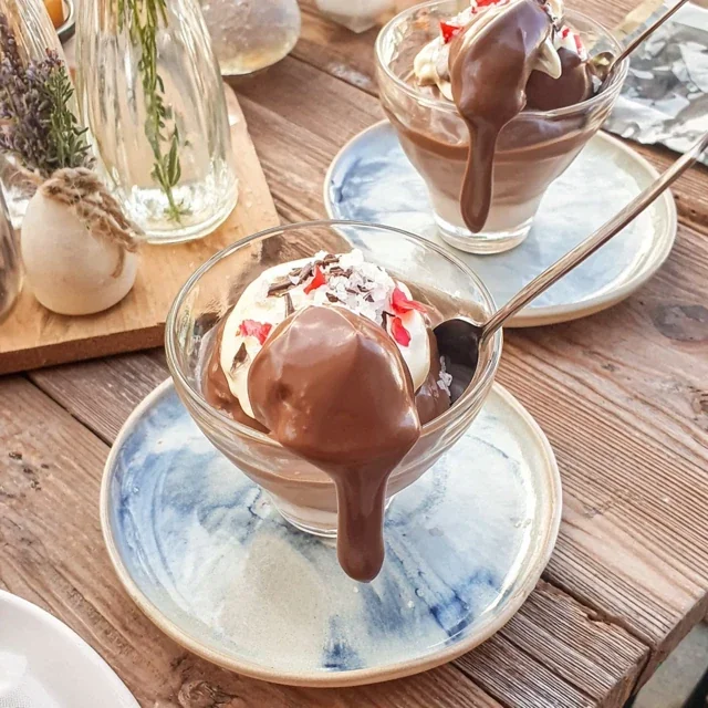 Mousse al Cioccolato Fondente e Fiori di Sale