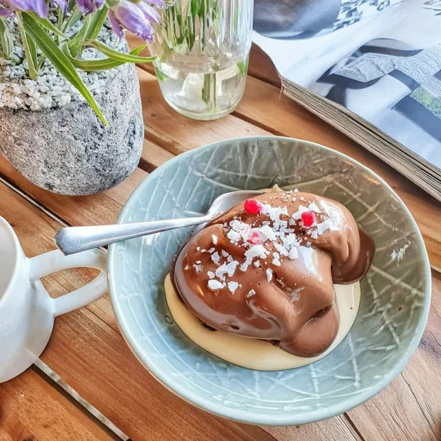 Mousse al Cioccolato Fondente e Fiori di Sale