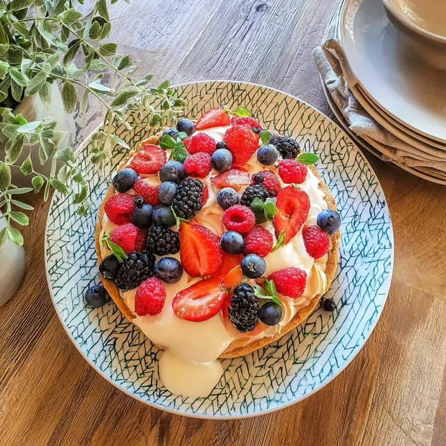 Ricetta Autentica di Tarte Nordique alle Bacche e Crema Fresca